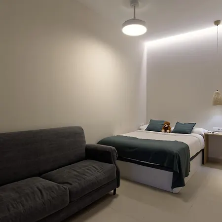 Osito Hub - Esteban Ballester Apartamento